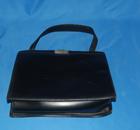 shopbestlove: Ladies Vintage Medium Black Pocket Book / HandBag - Dofan