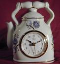 shopbestlove: Elgin Porcelain Tea Pot Kitchen Clock