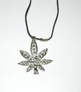 shopbestlove: Large Pot Leaf Link w/ Rope Necklace and Clasp