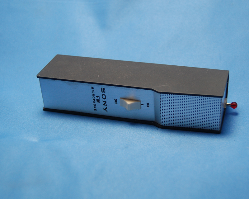 Vintage Sony Wireless Microphone CRT-10W