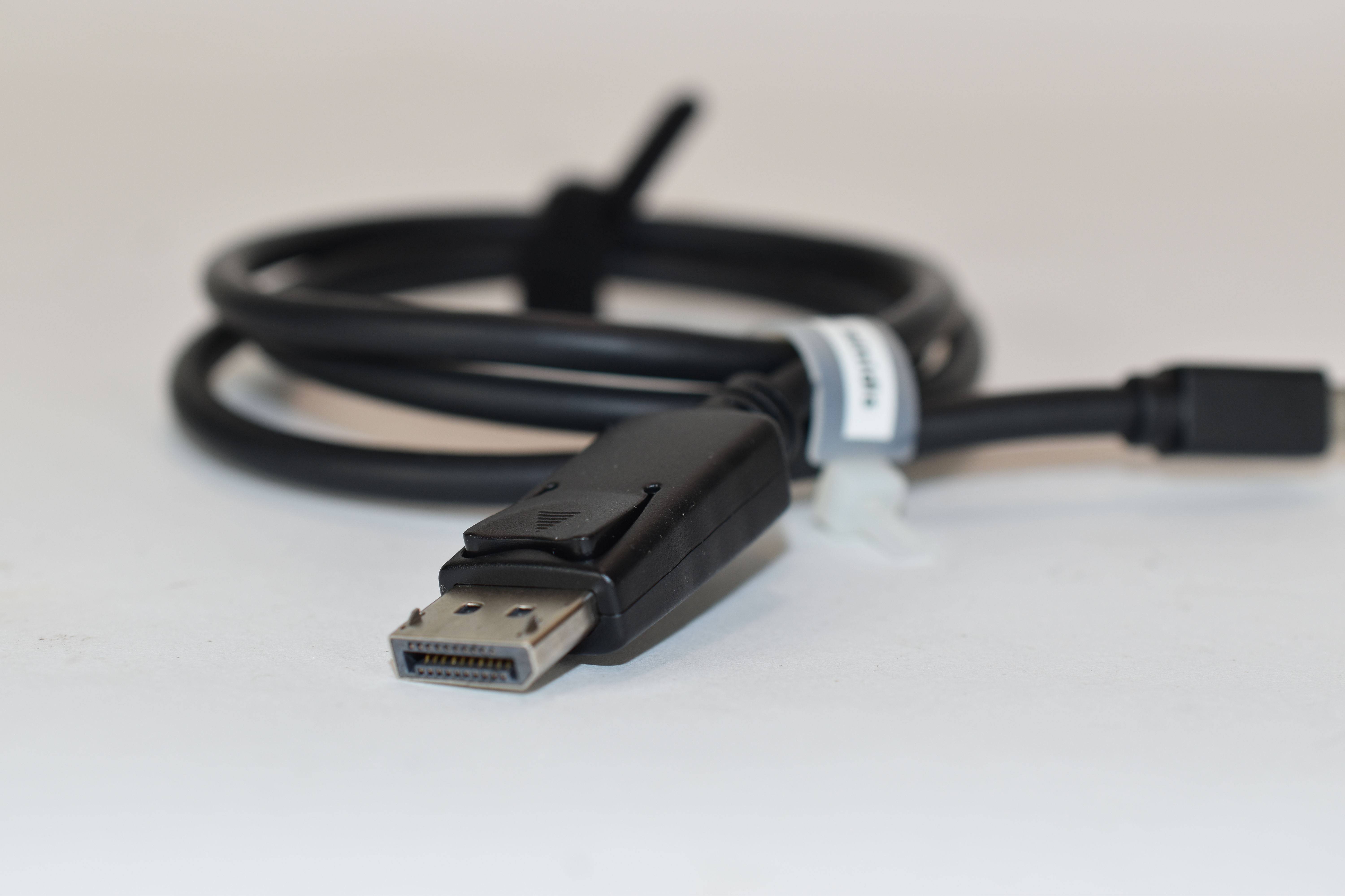 Displayport to mini Displayport M to M - 3 foot Cable