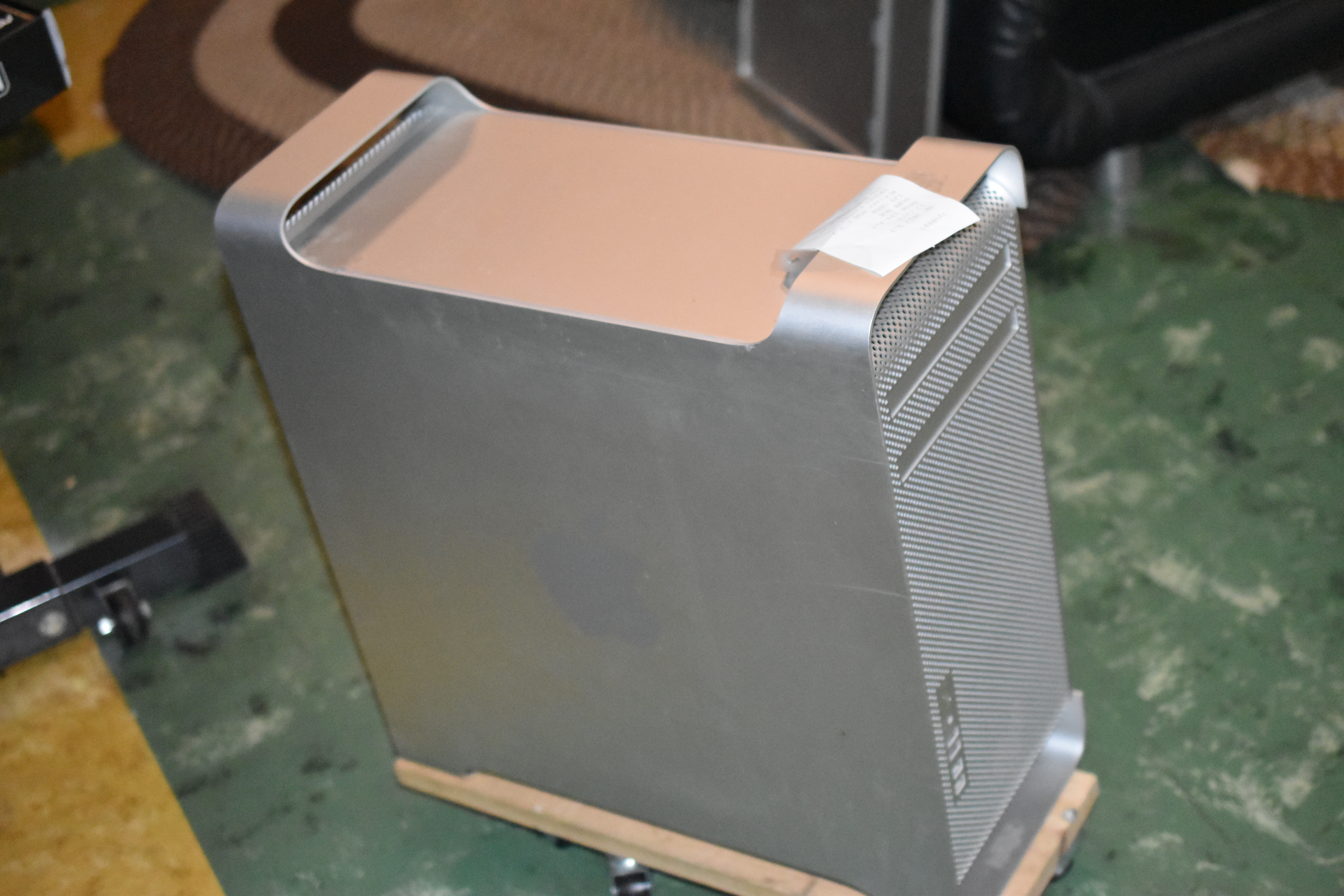 2010 Mac Pro, Monterey 12.6, 128GB, 1TB NvMe, McFiver, USB C x2, 6600 EFI flashed